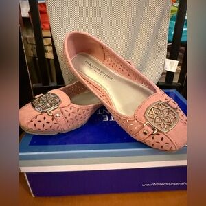 Christian Siriano Blush Pink Flats with Cut-Out Design